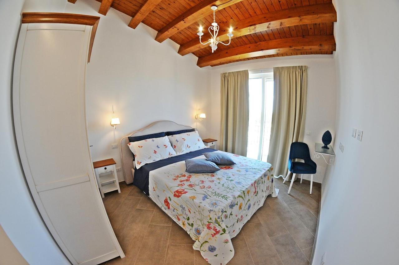 Carrua Pension Marzamemi Buitenkant foto