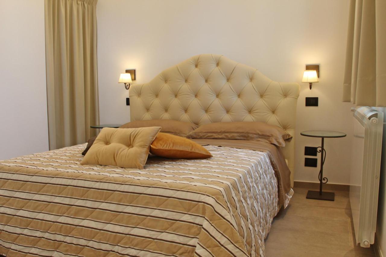 Carrua Pension Marzamemi Buitenkant foto