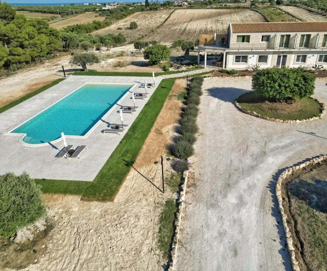 Carrua Pension Marzamemi Buitenkant foto