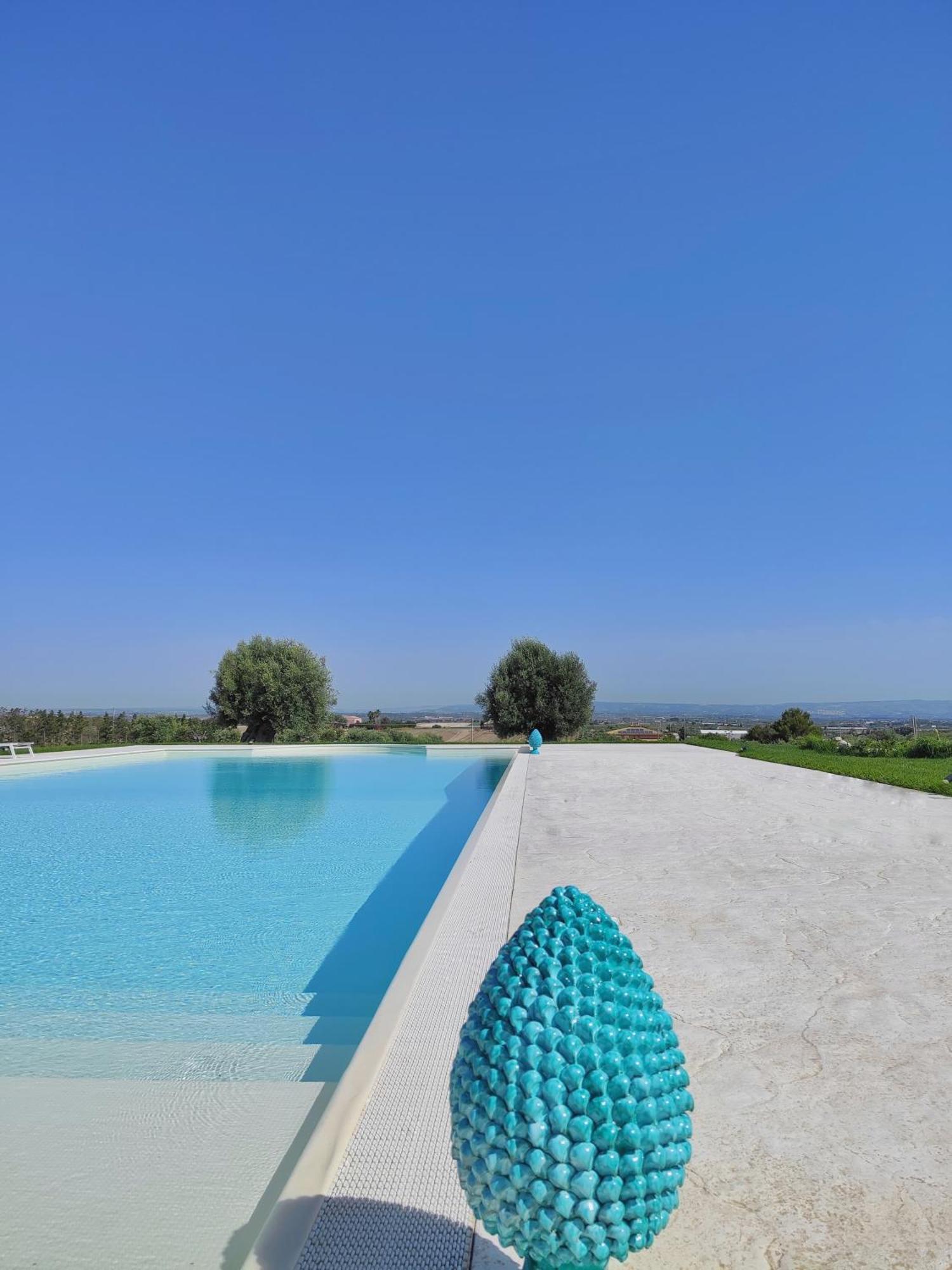 Carrua Pension Marzamemi Buitenkant foto